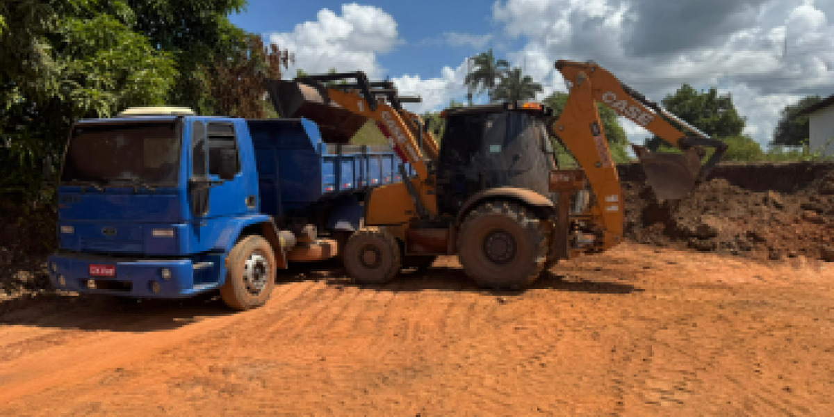 Prefeitura de Gonçalves Dias inicia reforma de estradas vicinais e abatedouro