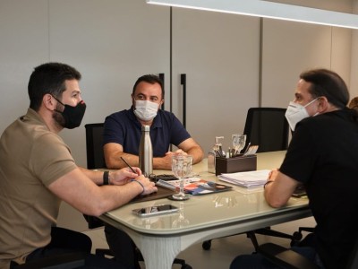 Teódulo Aragão busca recursos para Caxias em visita a deputado federal