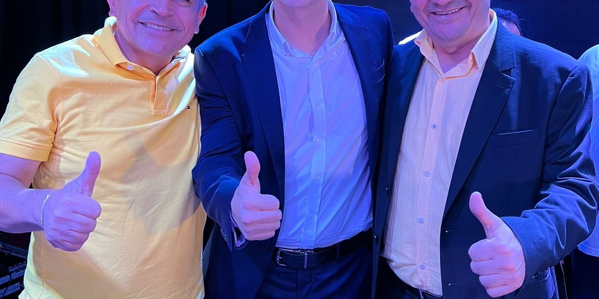 Prefeito Zé Francisco apoiará candidatura de Ivo Rezende a presidência da FAMEM