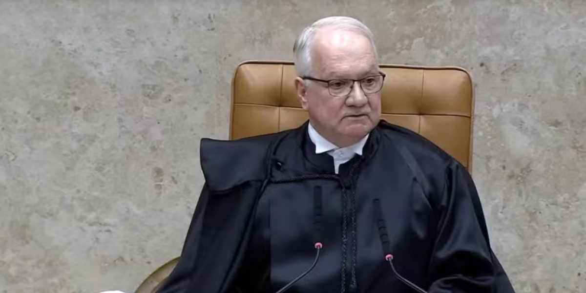 Fachin diz que momento é de 'ponderações e autocorreção' e anuncia Cármen Lúcia como relatora de Código de Ética para STF