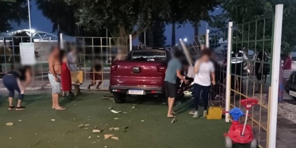 Criança de 2 anos morre e quatro pessoas ficam feridas ao serem atropelados dentro de condomínio em Timon