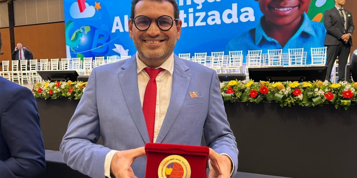 Caxias recebe selo ouro pelo compromisso nacional criança alfabetizada