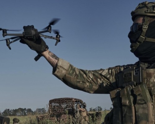 Guerra de drones entre Rússia e Ucrânia eleva tensão e preocupa países europeus