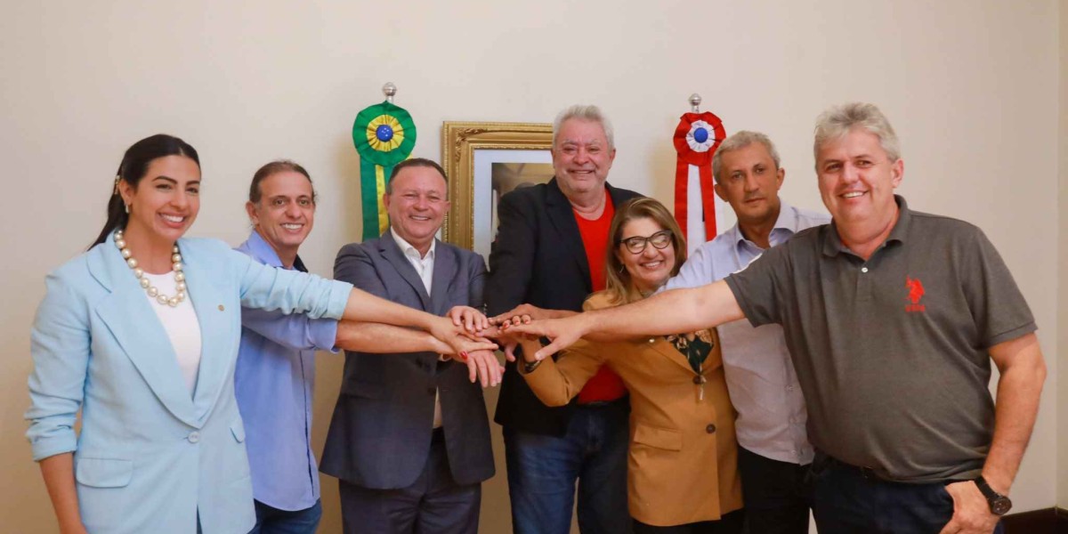 A União da família  Coutinho e Gentil foi selada em São Luís após reunião com governador Carlos Brandão 