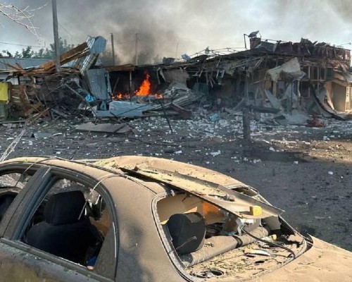 Nova onda de ataques entre Rússia e Ucrânia deixa mortos e amplia tensão no conflito