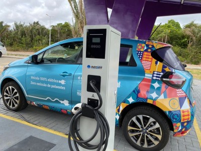 Maranhão inaugura primeiro posto que carrega carros e bicicletas elétricas