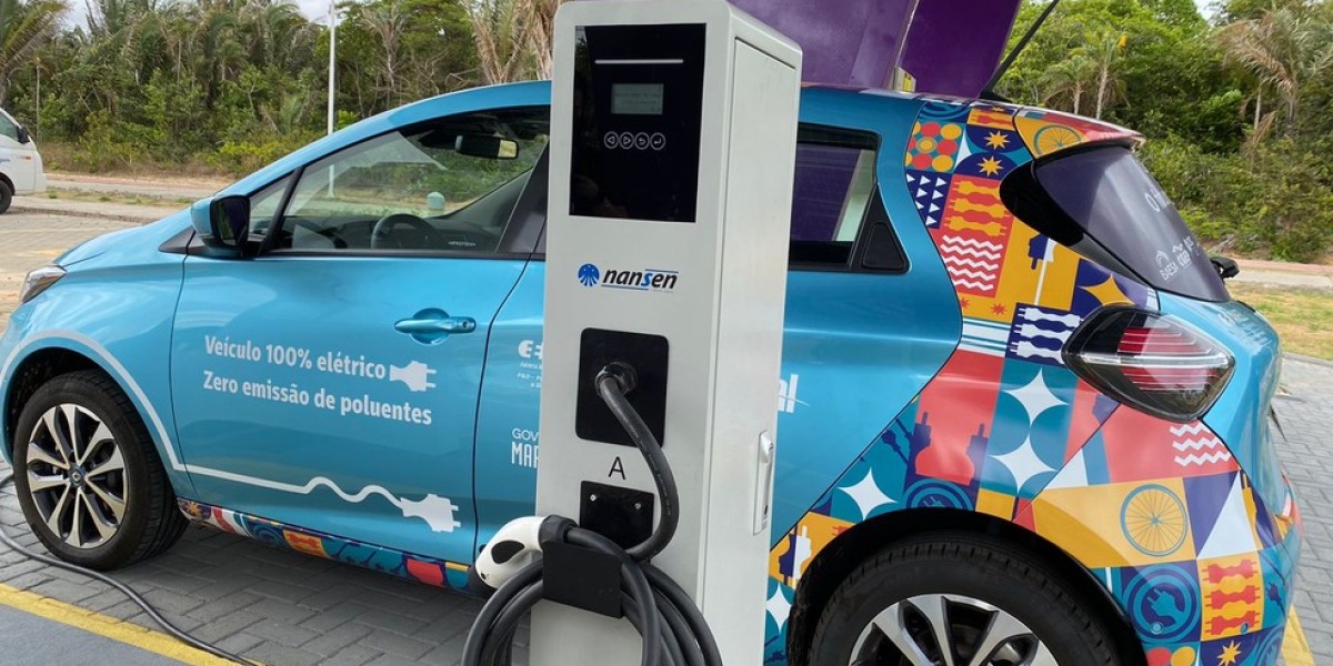 Maranhão inaugura primeiro posto que carrega carros e bicicletas elétricas