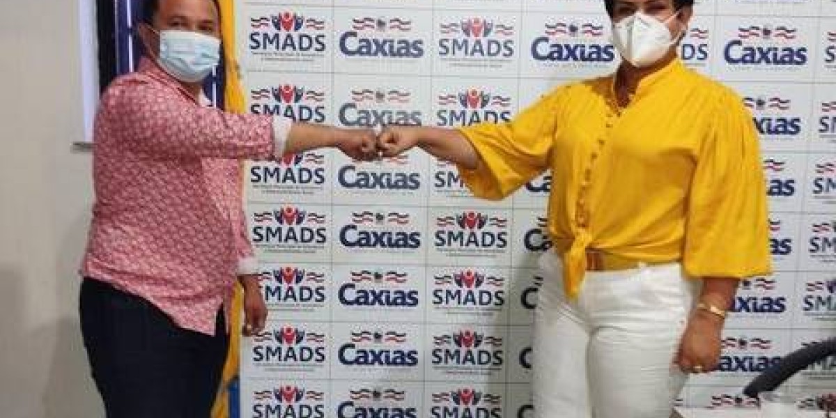  Vereador Darlan se reúne com a Secretária de Assistência e Desenvolvimento Social  Ana Lúcia Ximenes em Caxias