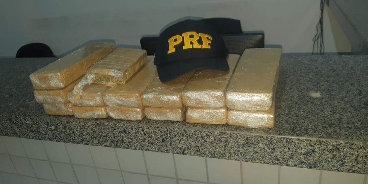 Homem é preso com 10 kg de maconha em ônibus na BR-135 em Peritoró