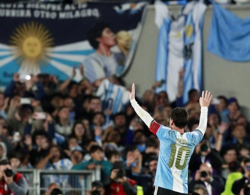 Messi se despede da seleção da Argentina e emociona torcedores em adeus histórico