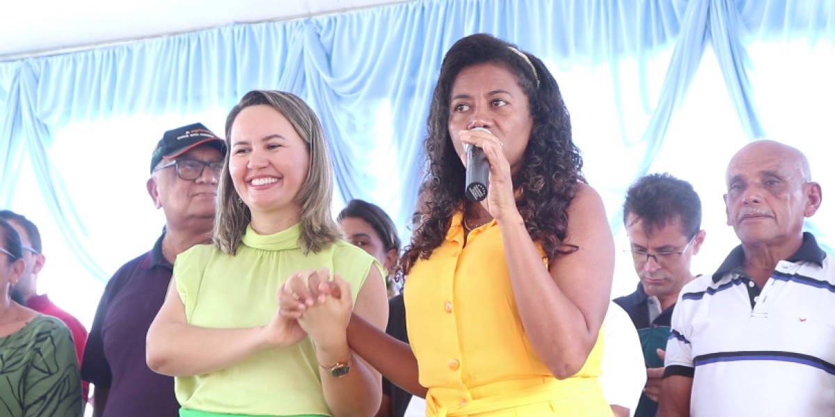 Prefeita Josa Silva e vice-prefeita Lacerda, comemoram o dia do trabalhador com um grande café da manhã, em São João do Sóter