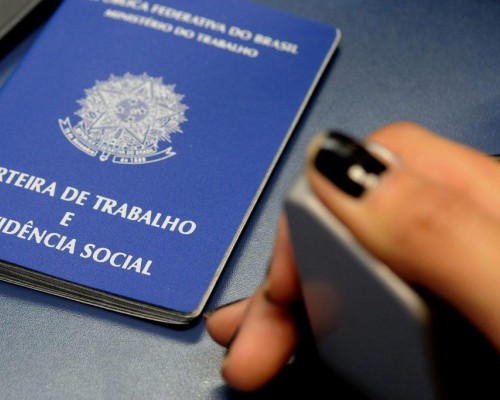 Número de pessoas ocupadas bate recorde