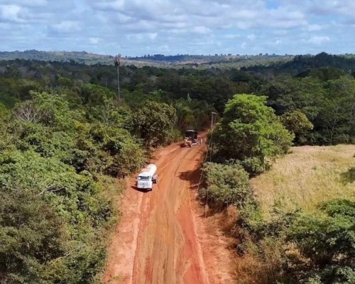 Obras em estrada vicinal ampliam acesso e beneficiam comunidades rurais de Parnarama