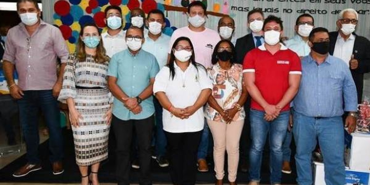 São João do Sóter é contemplada com kits para espaço de leitura