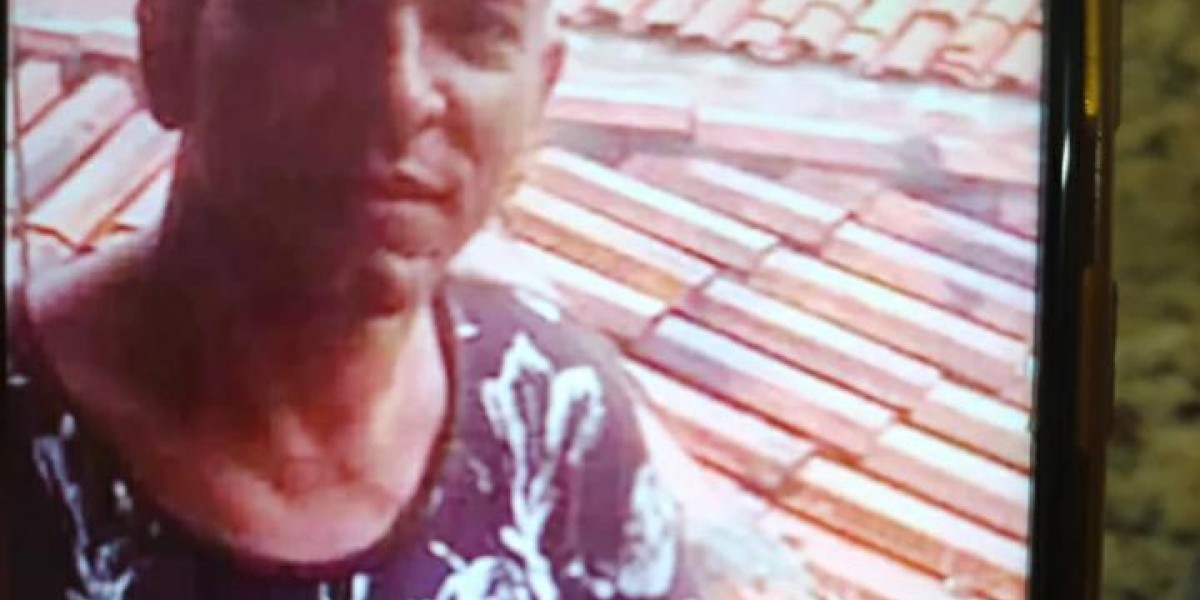 Homem morre ao levar choque e cair de escada durante manutenção de fiação