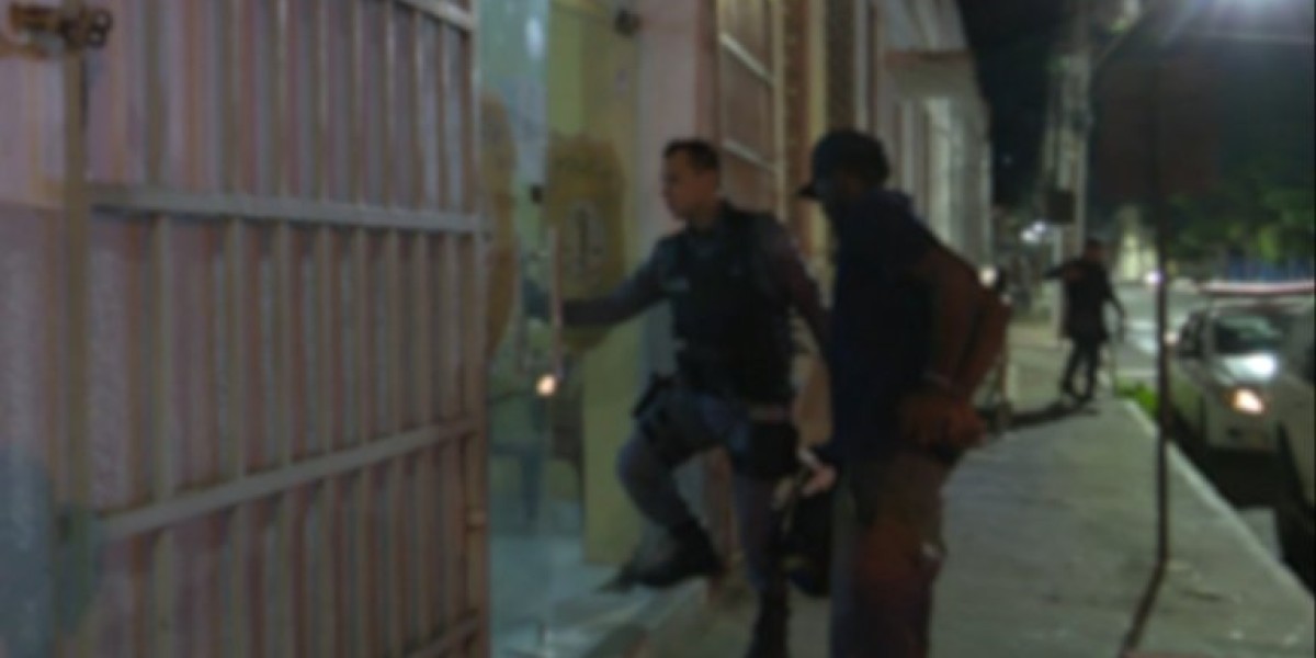 Discussão acaba com homem esfaqueado em Caxias