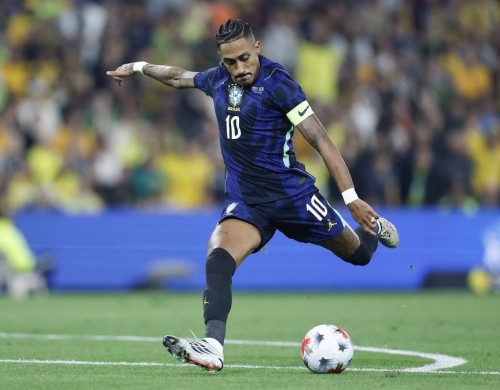 Desfalque na Seleção: Raphinha sofre lesão na coxa e é cortado de amistoso