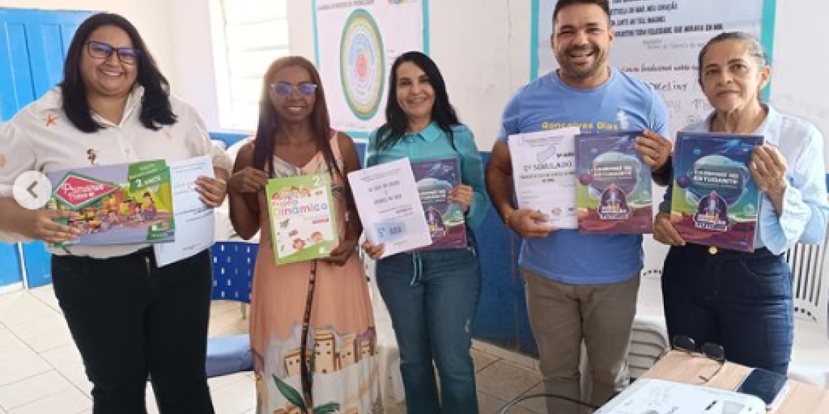 Secretária de Educação de Gonçalves Dias recebe visita da professora Vania Barbosa, gestora regional de educação de Presidente Dutra