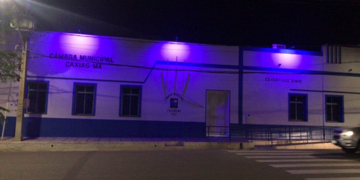 Câmara Municipal de Caxias adota iluminação nas campanhas de prevenção de doenças