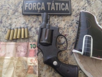 Ações da polícia militar apreende armas de fogo em Caxias