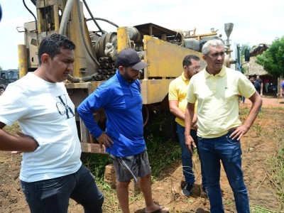 Secretário de governo, Nonatinho, vistoria obras na zona rural de Matões 