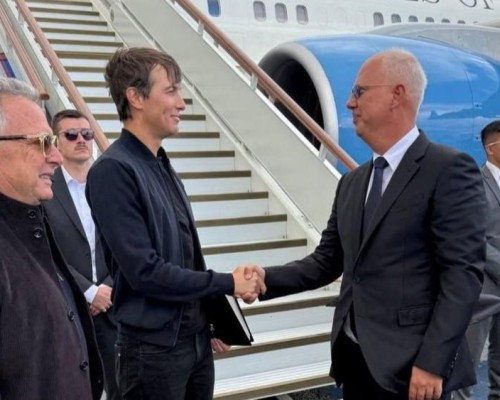 Enviados dos EUA desembarcam em Moscou e reacendem expectativas por avanço nas negociações de paz entre Rússia e Ucrânia