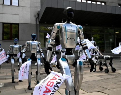 Avanço da inteligência artificial amplia debates sobre segurança e controle da tecnologia