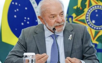 Brasil inicia processo de reciprocidade comercial contra tarifas dos EUA