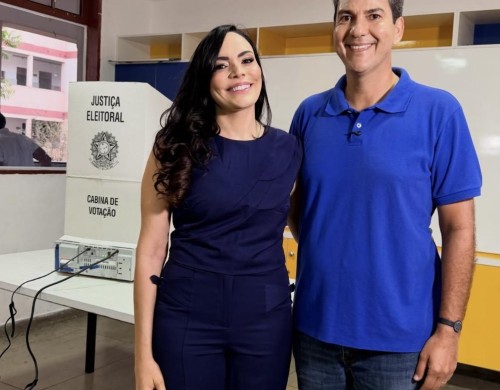 Eduardo Braide (PSD) vota no Colégio Santa Teresa, no Centro de São Luís