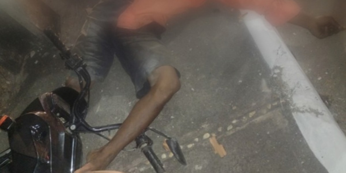 Motociclista morre após perder controle de motocicleta e colidir contra poste na Vila Paraíso 