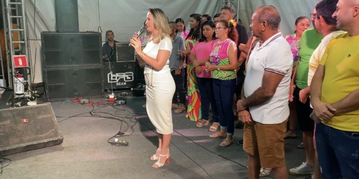 Prefeitura de São João do Sóter realiza primeira noite de carnaval no corredor da folia 