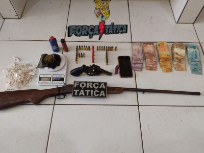 Em rondas na Vila Paraíso, PM prende suspeito por tráfico de drogas e porte ilegal de arma de fogo