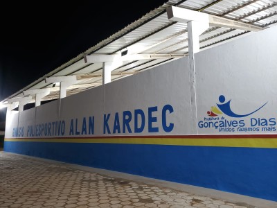Iniciada reforma da quadra poliesportiva Alan Kardec em Gonçalves Dias