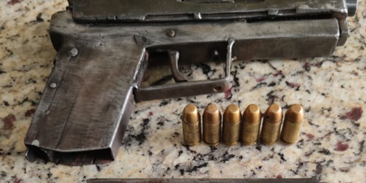 PM detém trio suspeito de roubar estabelecimento comercial no Castelo Branco