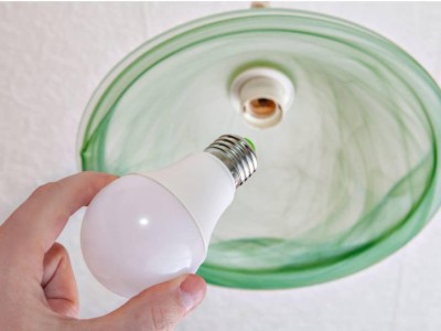 Acidentes com energia durante as viagens de férias: veja como preveni-los