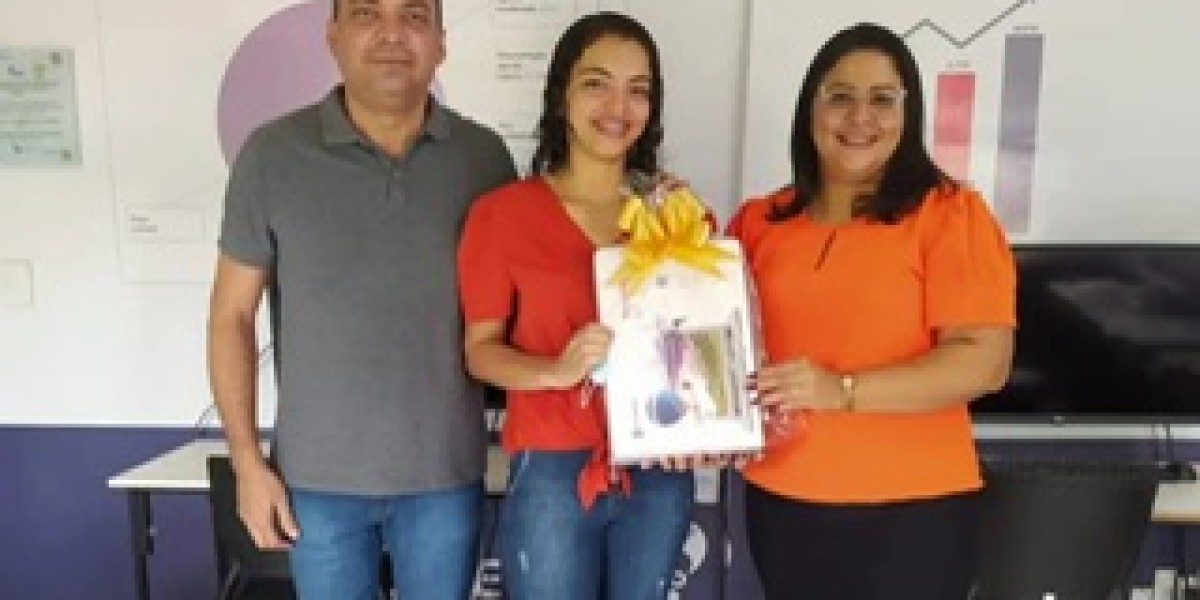 Secretaria de Educação de São João do Sóter realiza sorteio de prêmios para professores 