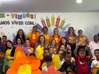 Prefeita Suane Dias participa de palestra sobre o Maio Laranja no povoado Olho d'Água Seco, zona rural de Gonçalves Dias