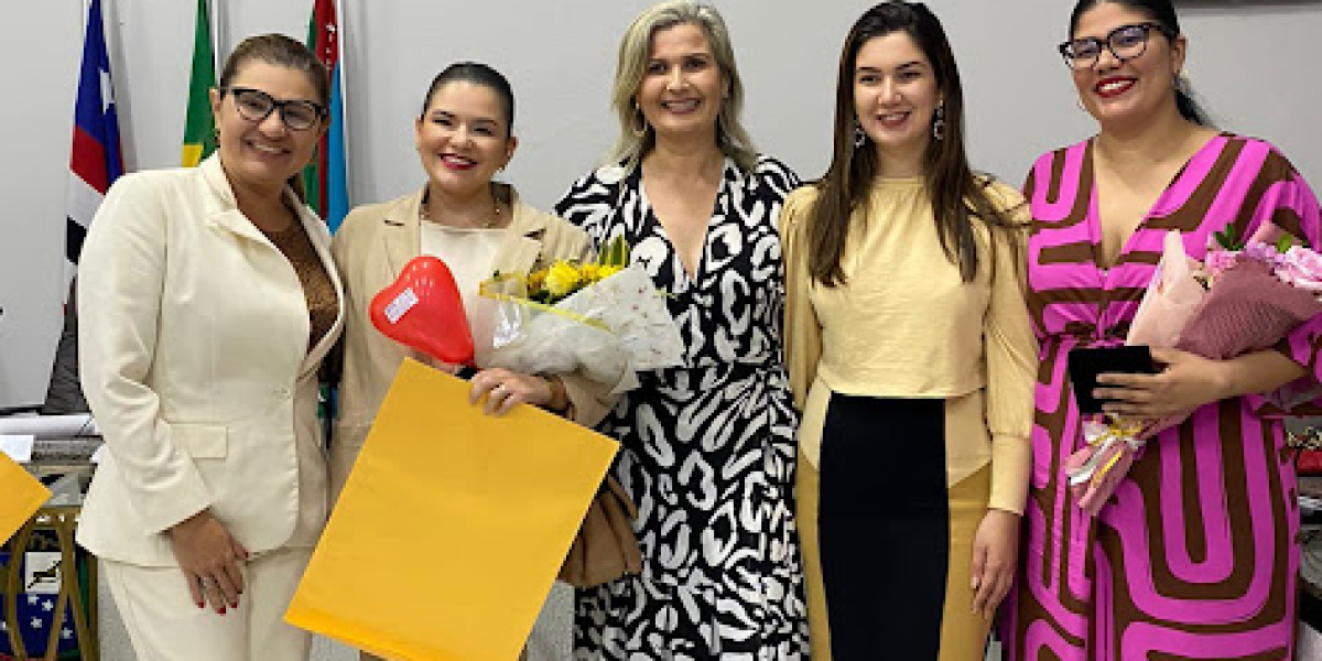 Cynthia Lucena participa de sessão solene em comemoração ao Mês da Mulher na Câmara de Caxias