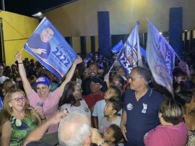 Candidata à deputada estadual, Cláudia Coutinho, recebe apoio de lideranças políticas, e do prefeito Kedson Lima em Aldeias Altas