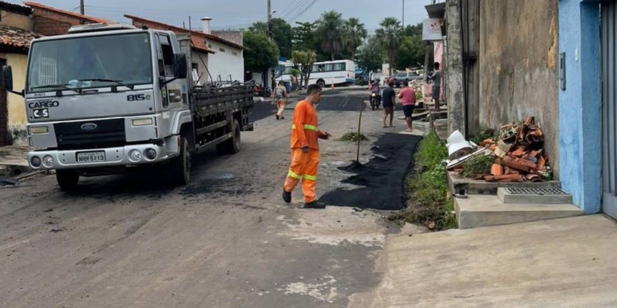 Prefeitura atende pedido de vereadora e inicia Operação Tapa Buraco em Caxias