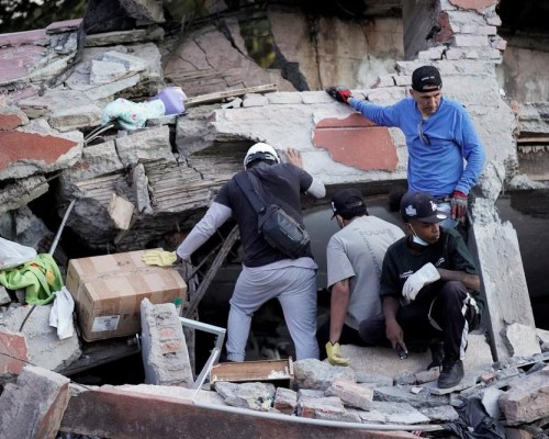 Colômbia amplia operação de resgate após terremoto que deixou mais de 220 mortos