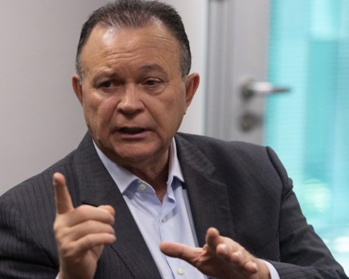 Carlos Brandão rebate acusações da PF e afirma que não tem ligação com esquema investigado no Maranhão