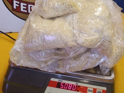 Mulher é presa com mais de 5 kg de pasta base de cocaína ao desembarcar no aeroporto de São Luís