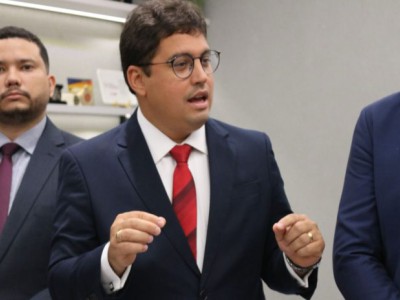 Advogado Carlos Júnior se reúne com conselheiros federais da OAB em Brasília