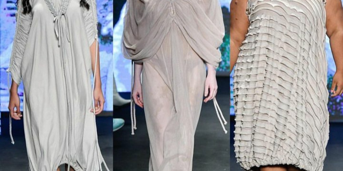 Modelo Babi Paula desfila pela segunda vez no São Paulo Fashion Week