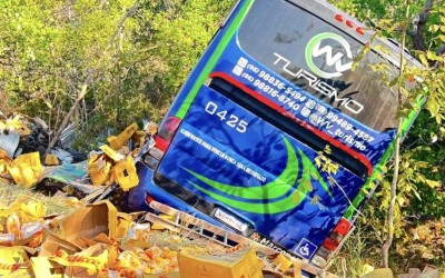 Colisão entre ônibus e caminhão na BR-316 deixa dois mortos e três feridos em Caxias
