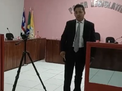 Vereador Ribinha se revolta após presidente da Câmara encerrar sessão, alegando não ter pauta para discutir, em Aldeias Altas 