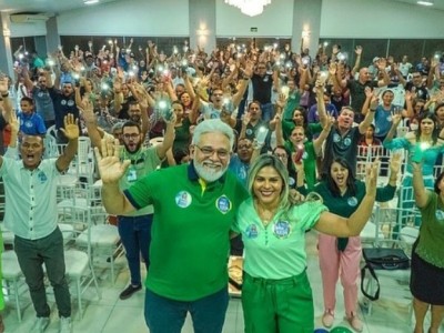 Candidata a deputada estadual, Samara Mendes, promove grande reunião com apoiadores em Caxias 