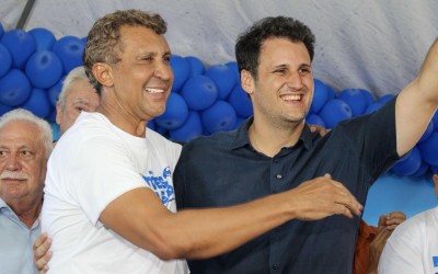 Nonatinho demonstra força política e recebe Orleans Brandão com grande participação popular