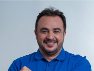 Teódulo Aragão é o  entrevistado de hoje do Comando Popular